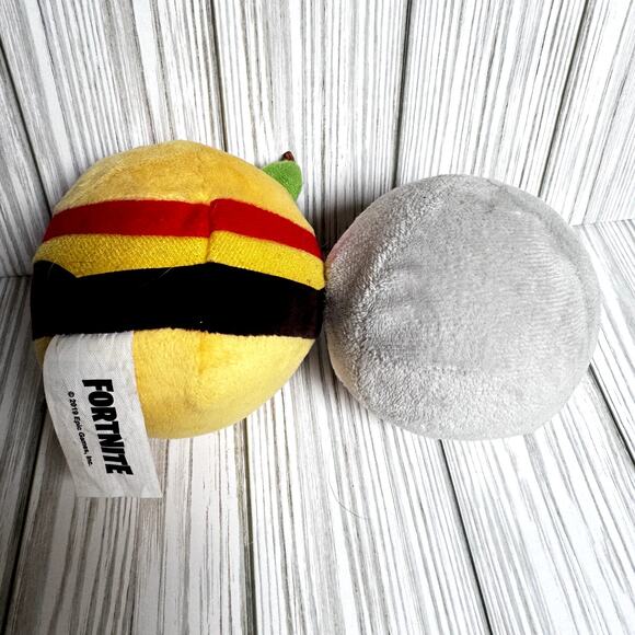 Russ Fortnite Durrr Burger Russ 2019 4.5" And Skull Trooper 3 Epic Games Plush - Picture 7 of 7